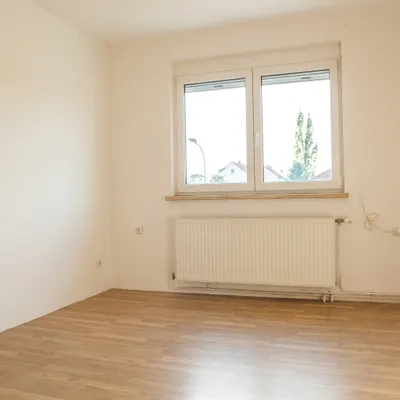 2-Zimmer-Wohnung kaufen in Neunkirchen – 56 m², € 109.000 – Bild 5 von 15