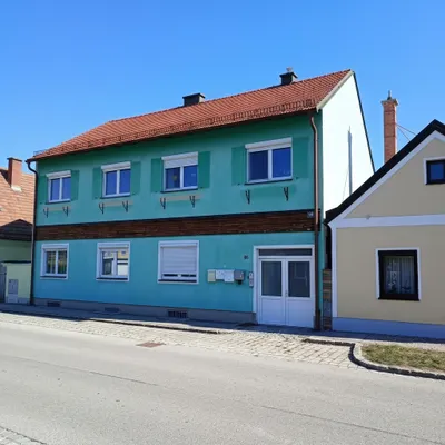 2-Zimmer-Wohnung kaufen in Neunkirchen – 56 m², € 109.000 – Bild 2 von 15
