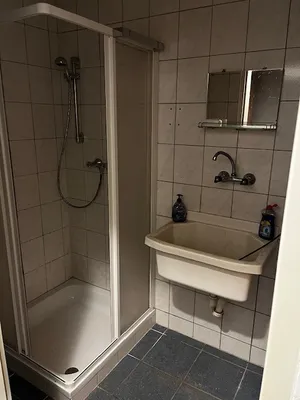 Gewerbeimmobilie mieten in Sankt Pölten Land – 192 m², € 2.200 – Bild 10 von 11