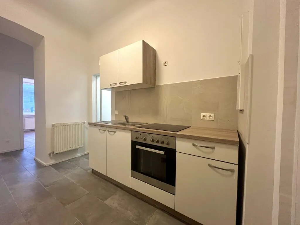 Charmante 3 Zimmer Wohnung NÄHE WIENERBERG! Zentral begehbar | KÜCHE inklusive | - Ansicht 3