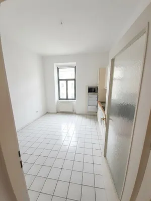 Wohnung mieten in Mödling – 77 m², € 900 – Bild 2 von 11