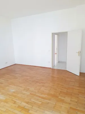 Wohnung mieten in Mödling – 77 m², € 900 – Bild 3 von 11