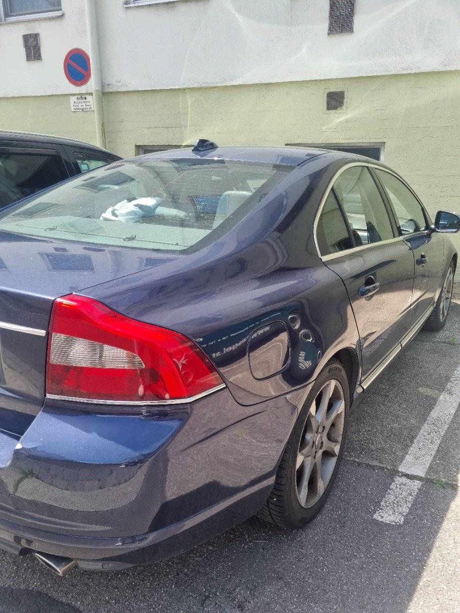 Volvo S80 VOLVO 80 BJ 2011 neue pickerl
