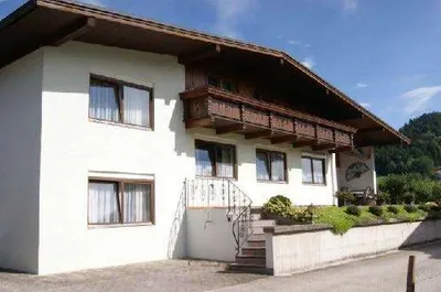 2-Zimmer-Wohnung mieten in Kufstein – 27 m², € 410 – Bild 1 von 10