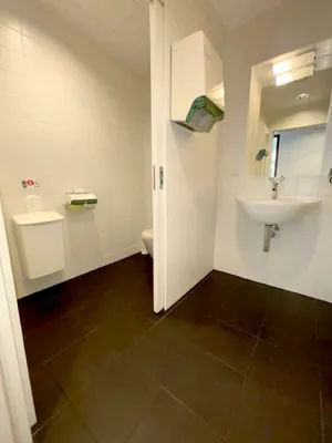 2-Zimmer-Gewerbeimmobilie mieten in Wien – 97 m², € 2.670 – Bild 6 von 7
