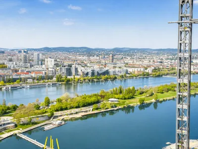 Frühstück mit Stephansdom, Abend mit Lichtermeer im Prater: DC2 Tower: 37. Etage – Bild 2