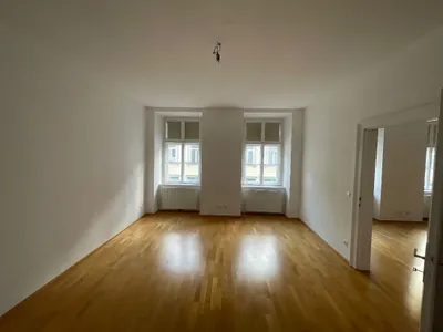 Charmante Altbauwohnung mit hochwertiger Ausstattung in gepflegtem Stilaltbau – Bild 2
