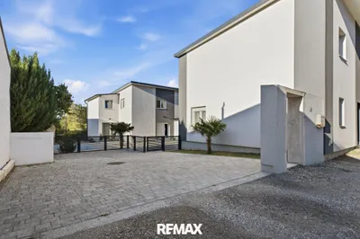 Gewerbeimmobilie kaufen in Hollabrunn – 300,18 m², € 1.050.000