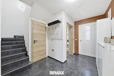 Gewerbeimmobilie kaufen in Hollabrunn – 300,18 m², € 1.050.000 – Bild 12 von 48