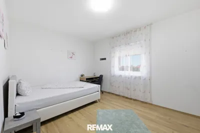 Gewerbeimmobilie kaufen in Hollabrunn – 300,18 m², € 1.050.000 – Bild 20 von 48