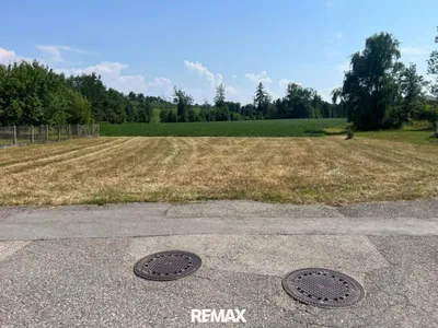 Grundstück zum Kauf in 4055 Linz Land