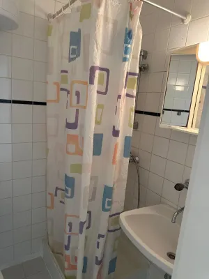 1-Zimmer-Wohnung mieten in Baden – 28 m², € 650 – Bild 8 von 12