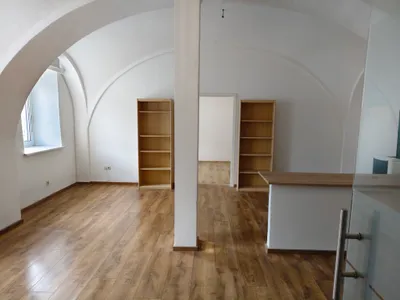 2-Zimmer-Wohnung mieten in Hollabrunn – 67 m², € 756 – Bild 1 von 9