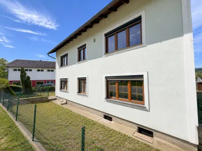 Haus kaufen in Neunkirchen – 190 m², € 275.000 – Bild 1 von 34