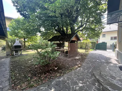 6-Zimmer-Immobilie mieten in Salzburg Stadt – 165 m², € 4.000 – Bild 9 von 47