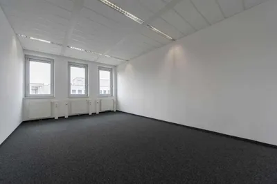 Gewerbeimmobilie mieten in Wien – 1 522 m², € 10 – Bild 2 von 10