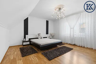 8-Zimmer-Haus kaufen in Hollabrunn – 307,35 m², € 370.000 – Bild 24 von 48