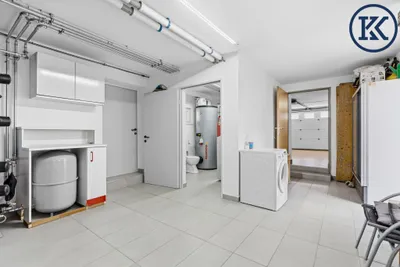 8-Zimmer-Haus kaufen in Hollabrunn – 307,35 m², € 370.000 – Bild 32 von 48