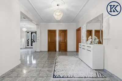 8-Zimmer-Haus kaufen in Hollabrunn – 307,35 m², € 370.000 – Bild 11 von 48