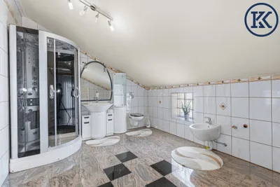 8-Zimmer-Haus kaufen in Hollabrunn – 307,35 m², € 370.000 – Bild 23 von 48