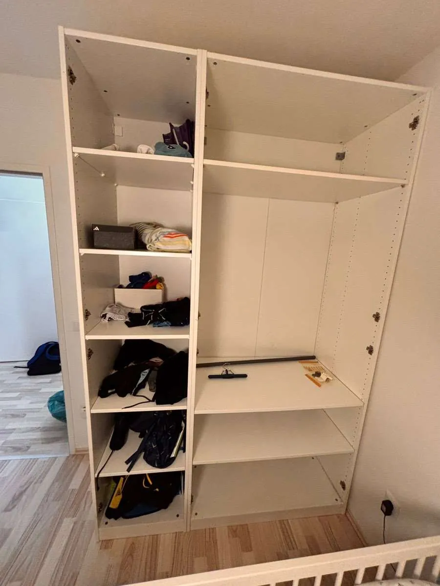 IKEA PAX Kleiderschrank - 150 cm breit - Offenes System (ohne Türen), € 25,- (1220 Wien)