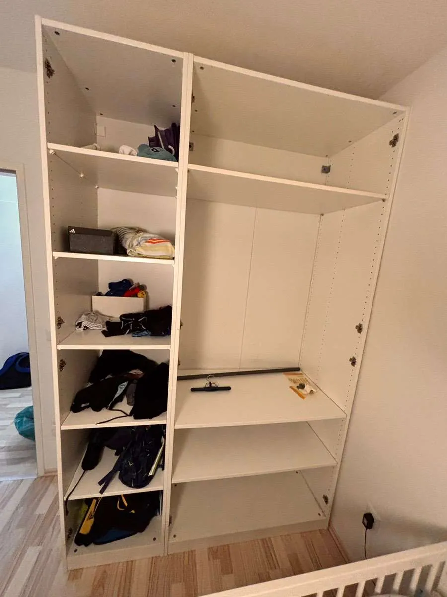 IKEA PAX Kleiderschrank - 150 cm breit - Offenes System (ohne Türen), € 25,- (1220 Wien)