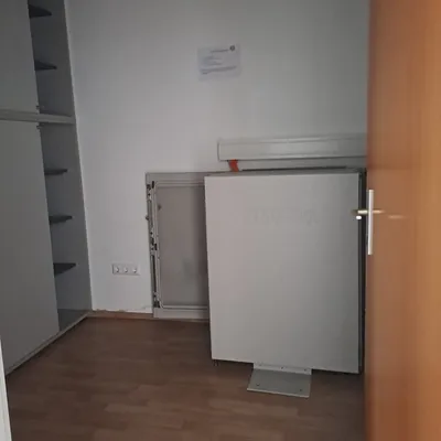 3-Zimmer-Gewerbeimmobilie mieten in Wiener Neustadt – 100 m², € 1.500 – Bild 8 von 12