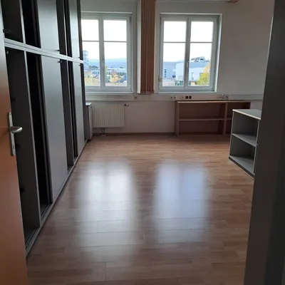 3-Zimmer-Gewerbeimmobilie mieten in Wiener Neustadt – 100 m², € 1.500 – Bild 5 von 12
