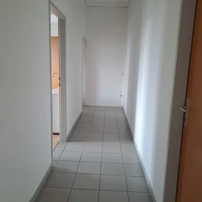 3-Zimmer-Gewerbeimmobilie mieten in Wiener Neustadt – 100 m², € 1.500 – Bild 2 von 12