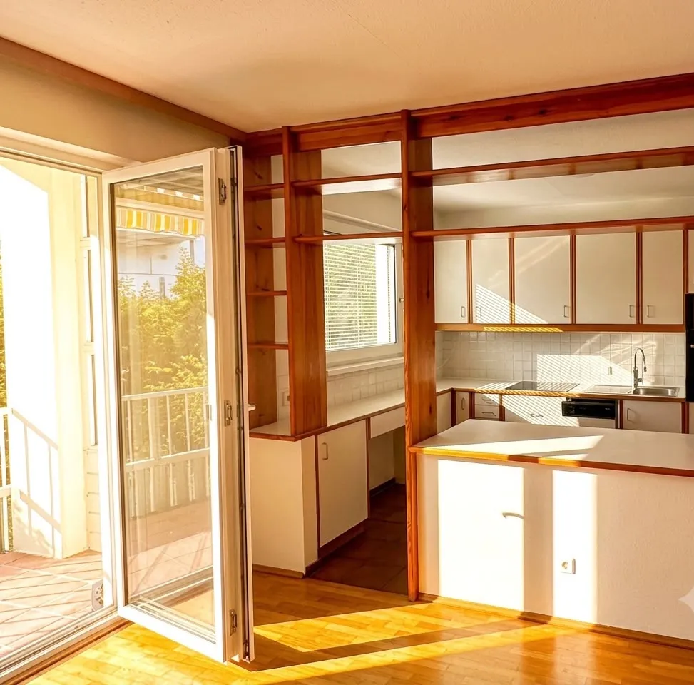 Großzügige 3-Zimmer-Wohnung mit offenem Kamin, West-Loggia & Tiefgarage in Mödling - Ansicht 2