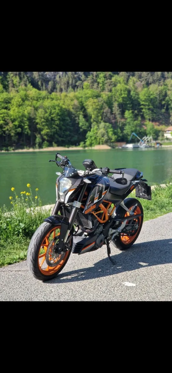 KTM 390