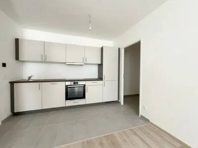 Ruhiger 2-Zimmer-Erstbezug mit Kühlung und Top-Anbindung an U4/U6 – Bild 3