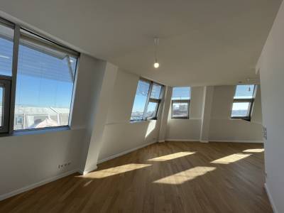 Traumhafte Dachgeschoßwohnung mit herrlichem Ausblick- zu mieten in 1060 Wien – Bild 3