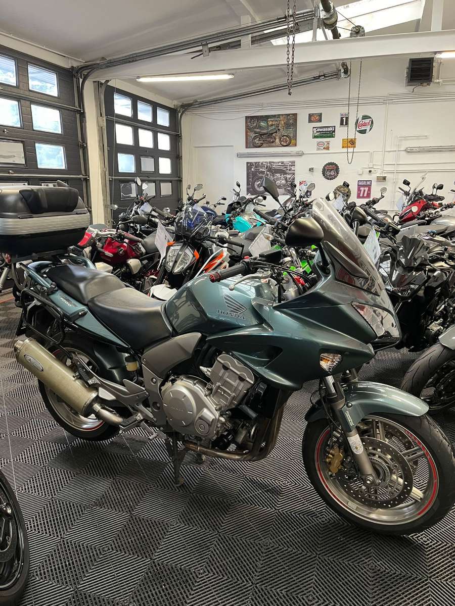 Honda CBF 1000 ABS inklusive Zubehör !!!