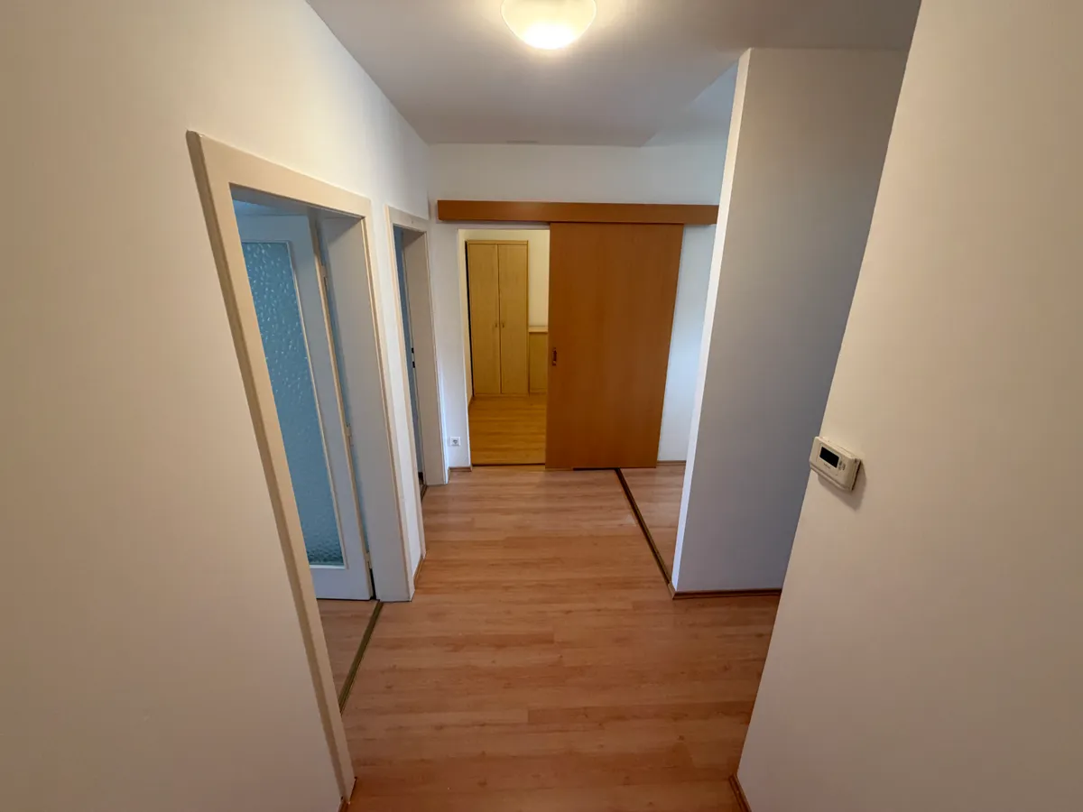 Helle 3-Zimmer-Wohnung mit guter Raumaufteilung in Favoriten - Widok 2