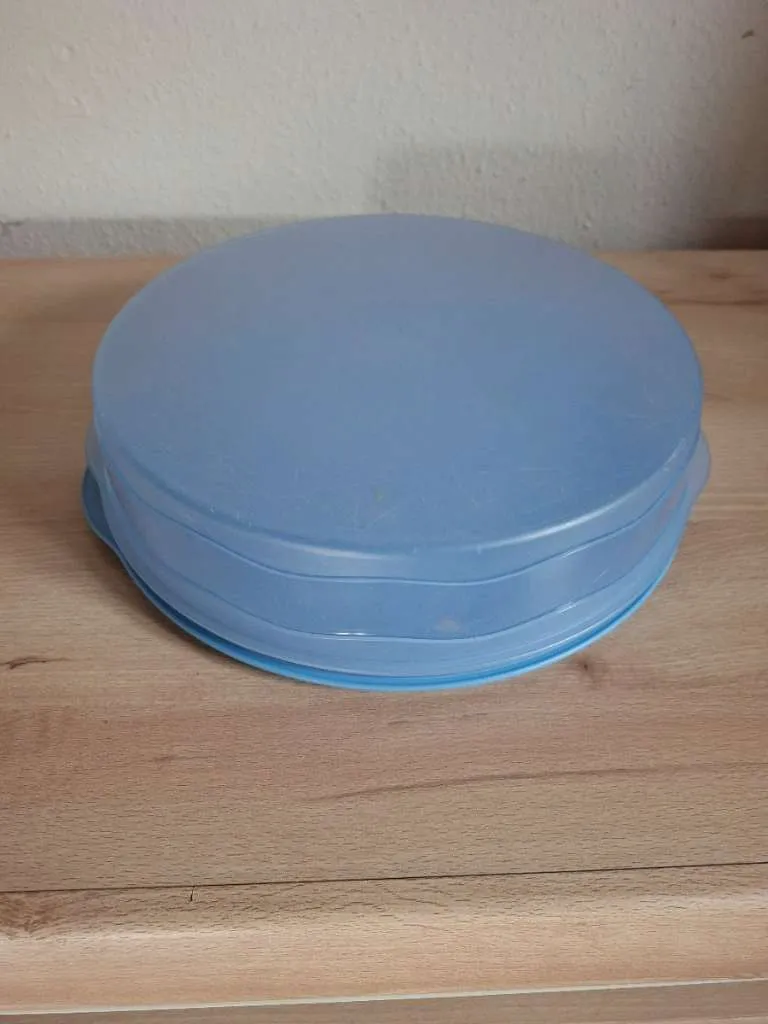 TUPPERWARE Kuchenbox rund, € 12,- (7091 Breitenbrunn)