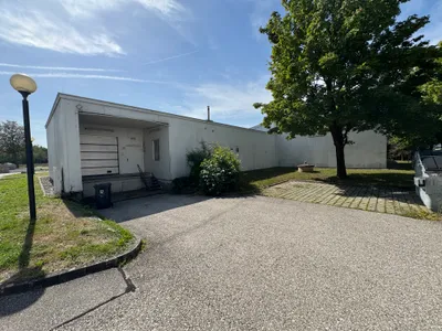 Gewerbeimmobilie mieten in Wels – 444 m², € 123.456.789 – Bild 12 von 12