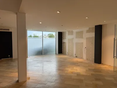 Gewerbeimmobilie mieten in Wels – 444 m², € 123.456.789 – Bild 3 von 12
