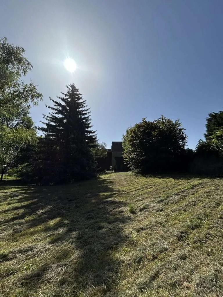 Drei bebaubare Grundstücke + Villa mit Garten in Perchtoldsdorf - einzeln oder gemeinsam erwerbbar. - Ansicht 2
