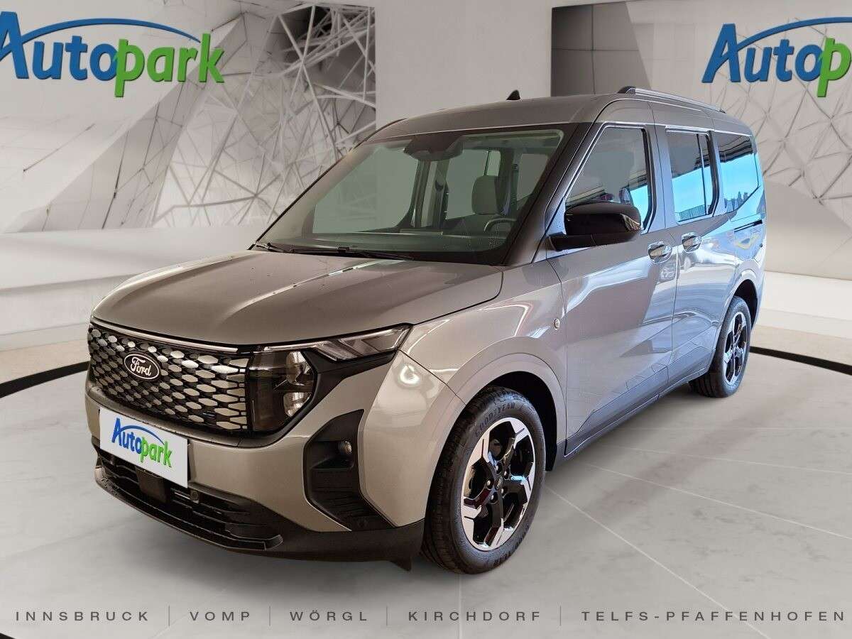 Ford Tourneo Courier Titanium BEV