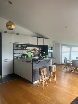 3-Zimmer-Wohnung mieten in Schwaz – 110 m², € 2.300 – Bild 2 von 8