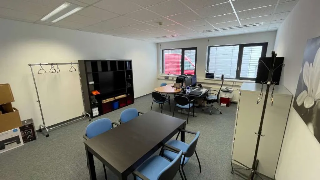 Möbliertes Büro im Technologiezentrum Fürstenfeld zu vermieten - Ansicht 2