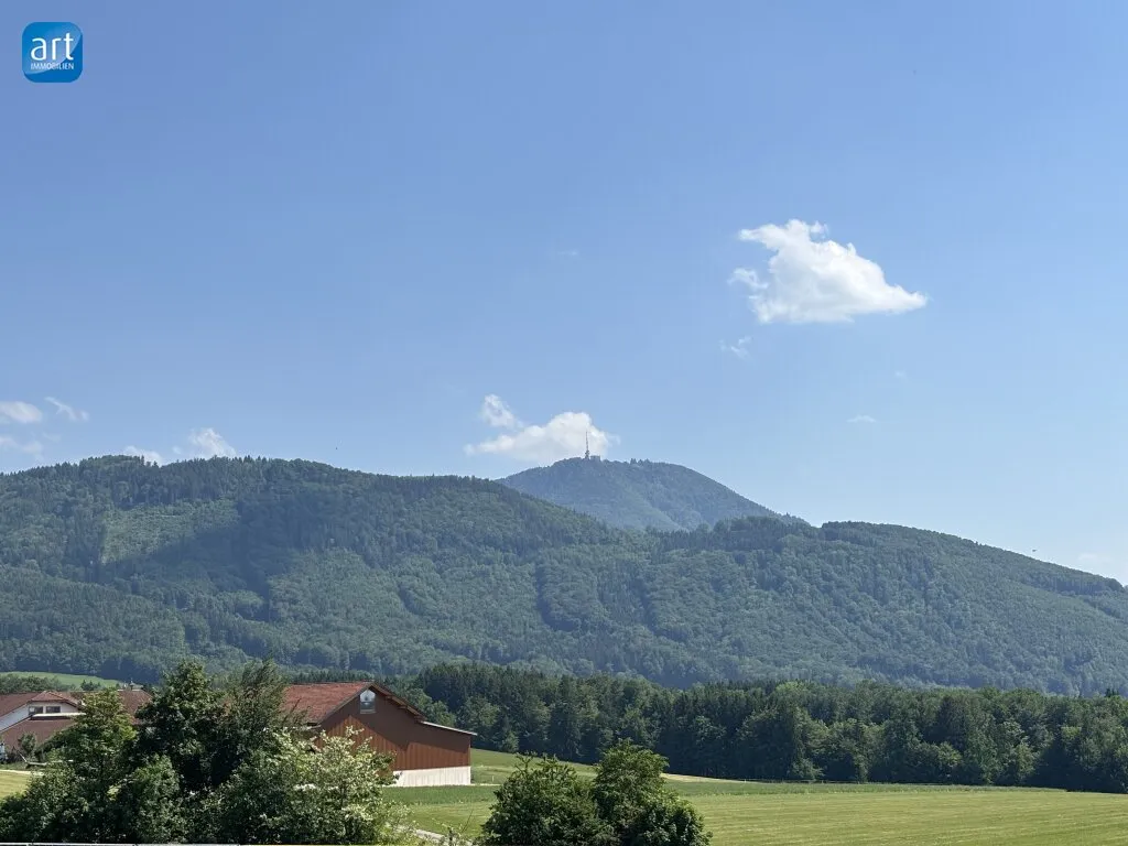 Sonnige 4 Zimmer Wohnung im Herzen von Hallwang mit Balkon, Garten und Stellplatz - Ansicht 3