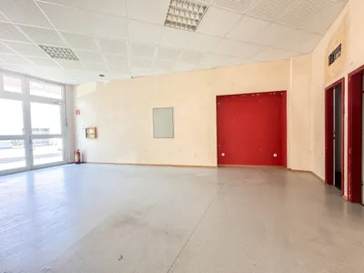 2-Zimmer-Gewerbeimmobilie mieten in Südoststeiermark – 288 m², € 2.123 – Bild 8 von 9
