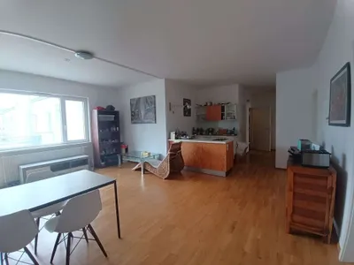 Studenten-Zimmer in WG! 649EUR inklusive Strom, Heizung, Internet! Ideale Verkehrsanbindung! Verfügbar ab sofort! – Bild 2