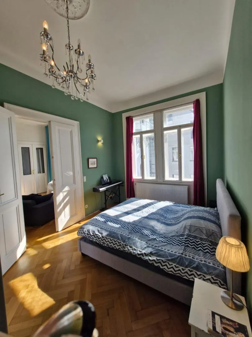 RARITÄT IN URBANER TOPLAGE - ALTBAU MIT TERRASSE - Ansicht 3