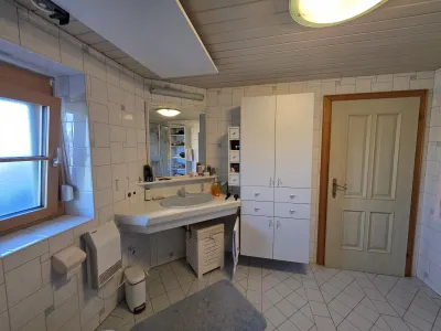 5-Zimmer-Haus kaufen in Gmunden – 170 m², € 549.000 – Bild 12 von 21