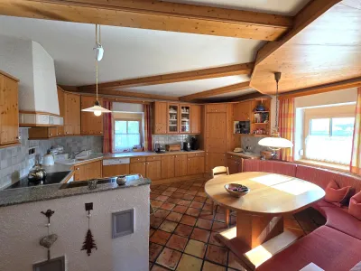 5-Zimmer-Haus kaufen in Gmunden – 170 m², € 549.000 – Bild 4 von 21