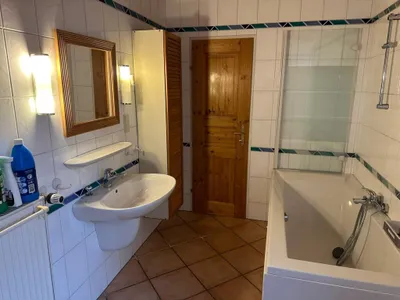 Immobilie kaufen in Neunkirchen – 425 m², € 449.000 – Bild 33 von 44
