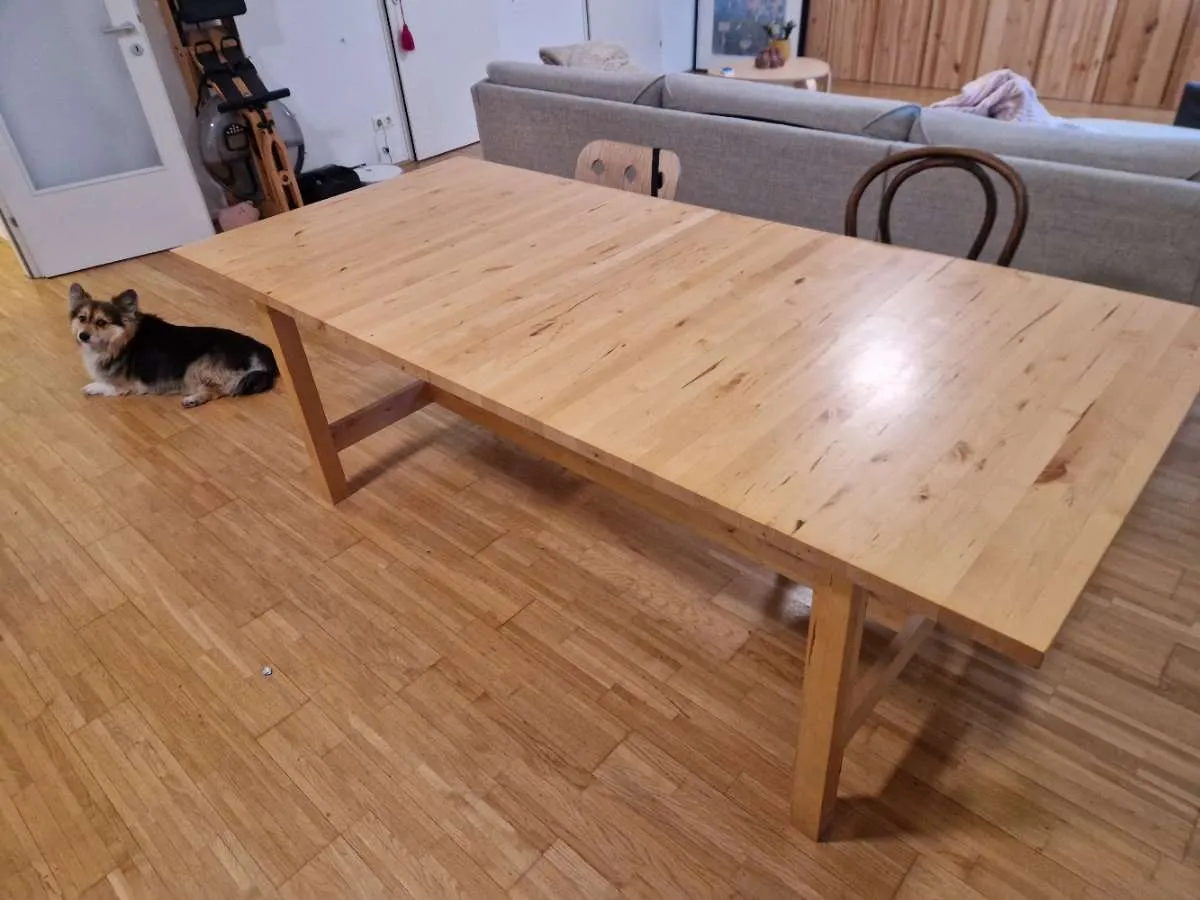 Tisch Ikea 100x220cm ausziehbar, € 0,- (1100 Wien)